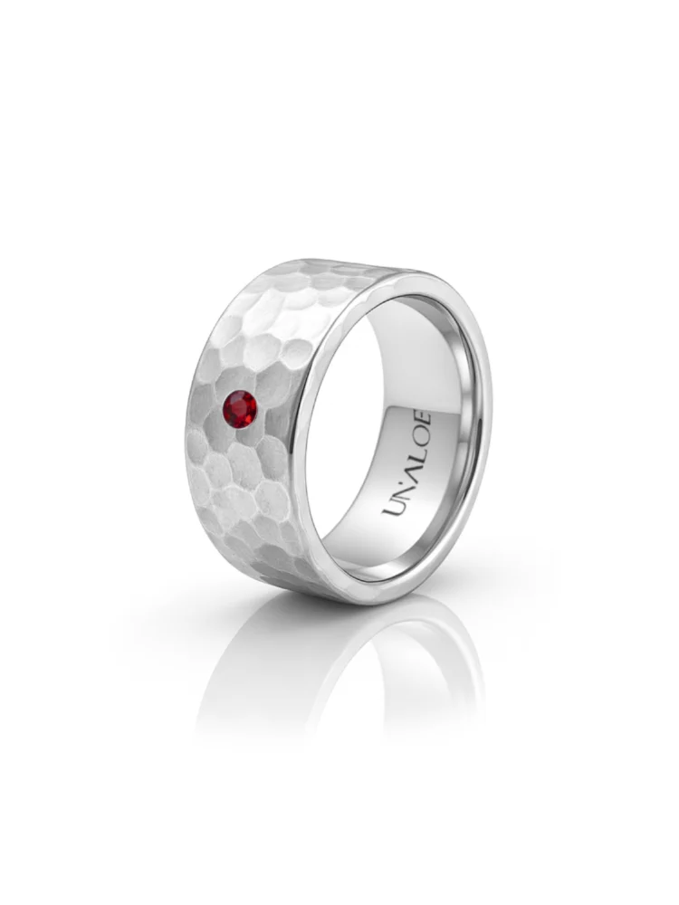 Anello Fascia Argento Martellato con Pietra