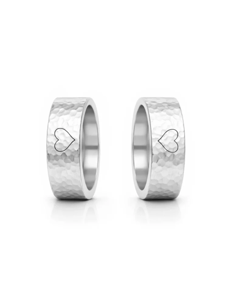 Fedine di coppia martellate in Argento 925 con cuore inciso